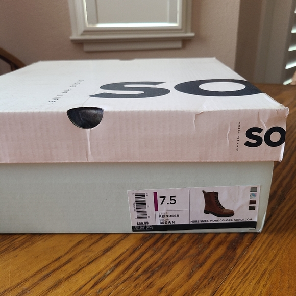 👀50% OFF🥾 NWT‼️ SO brand Reindeer Women's Combat Boots - Picture 6 of 14